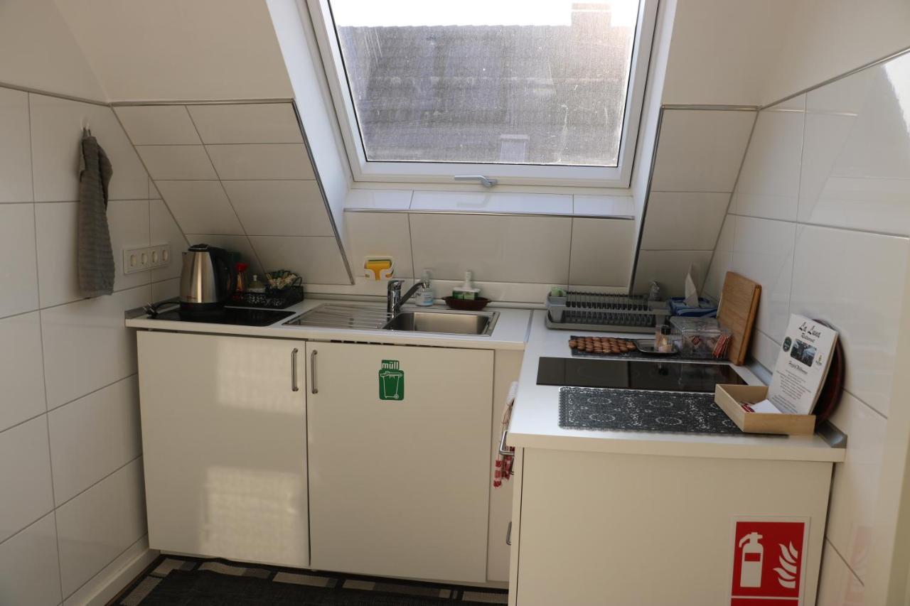 Rooms In Duesseldorf Near The Airport/Fair Екстер'єр фото